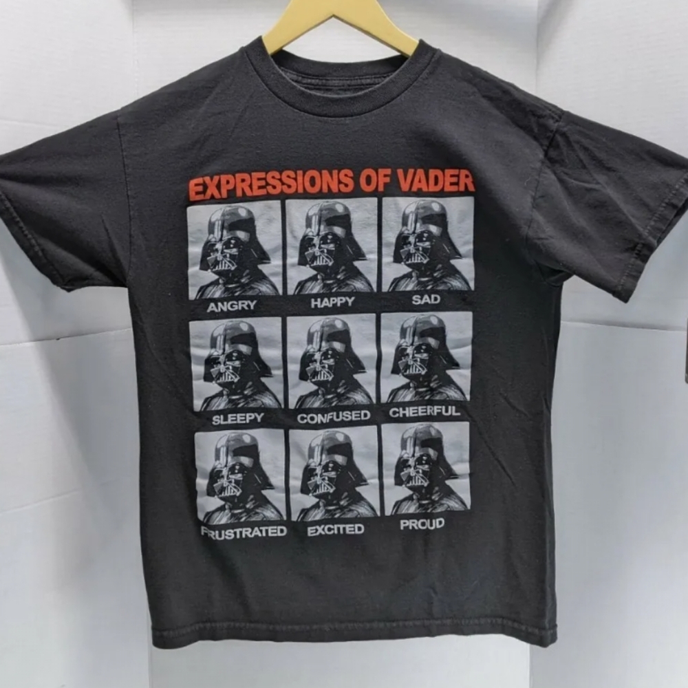 Star Wars Licensed Expressions Of Vader Graphic T-shirt Size Medium